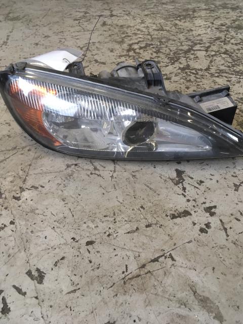 Frontlykt høyre halogen til Nissan Primera, 1999-2002 (Fase 2) (P11) (P11)
