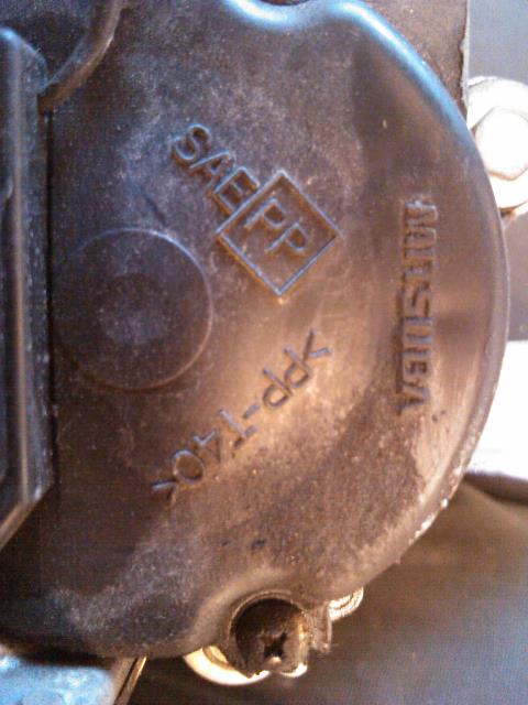 Viskermotor frontrute til Mazda 323 2001-2003 (Fase 2) (MITSUBA|)