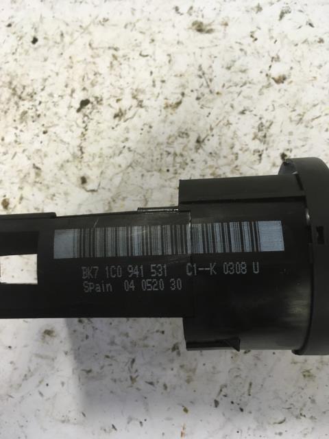 Bryter lys til VW Passat 1997-2000 (B5,3B) (B5,3B) 
