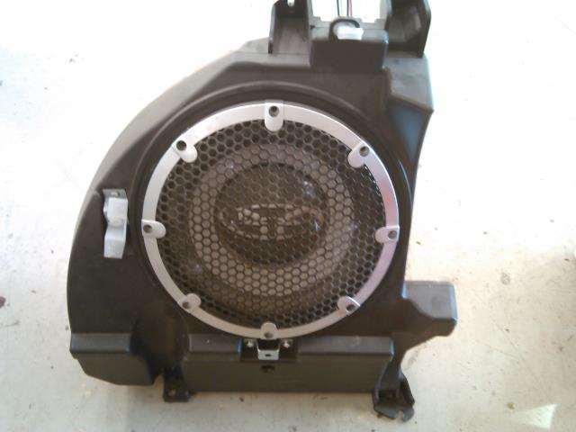 Bilstereo sub-woofer til Mitsubishi Lancer, 2008-2017  