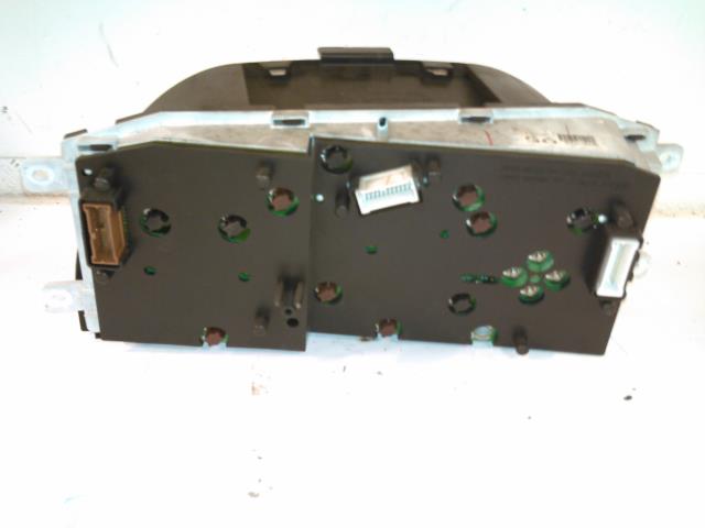 Instrumentpanel til Nissan X-Trail 2002-2007 (T30) (T30) 