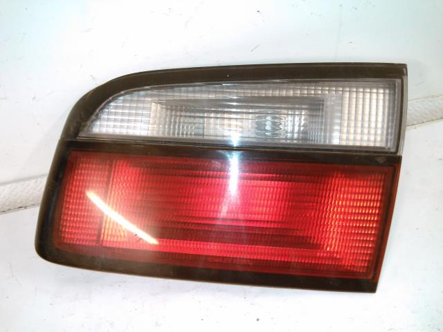 Baklykt høyre indre til Mazda 626, 1998-2002 (GF/GW) (GF/GW) 