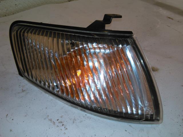 Blinklykt høyre til Mazda 626, 1998-2002 (GF/GW) (GF/GW) 