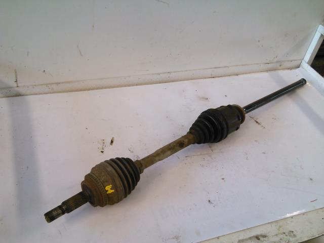 Drivaksel høyre foran, bensin/automat til Toyota RAV4, 2000-2006 (Type II)  