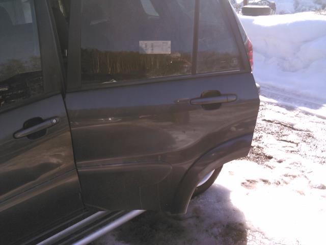 Dør venstre bak til Toyota RAV4 2000-2006 (Type II)  