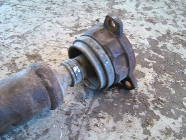 Mellomaksel bakre til Mitsubishi Outlander 2003-2006 (Type I)  