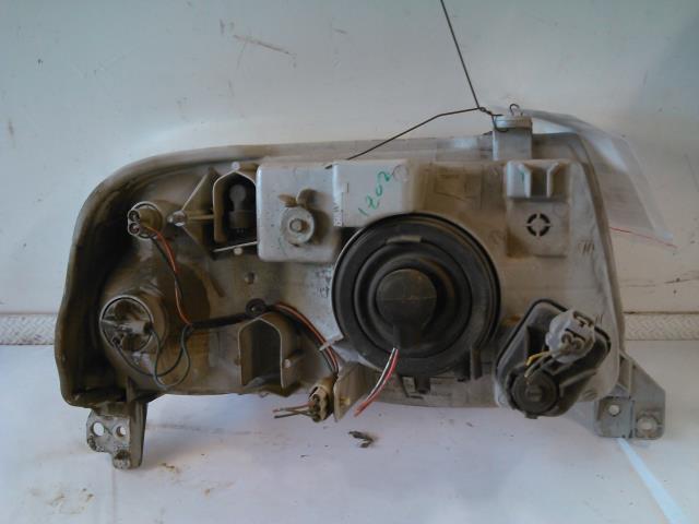 Frontlykt venstre halogen til Suzuki Grand Vitara 1998-2005 (Type II)  
