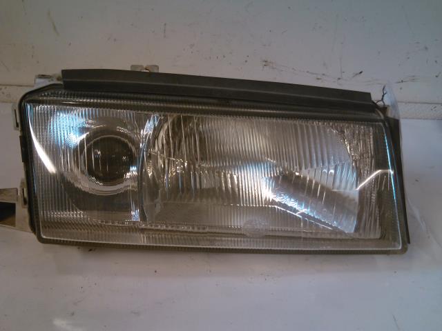 Frontlykt høyre halogen til Škoda Octavia, 2000-2004 (Type I, Fase 2)  