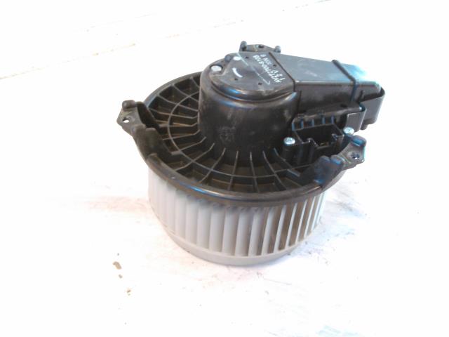 Varmeapparat motor til Toyota Verso 2009-2016 (Type III)  (AV272700-8103|)