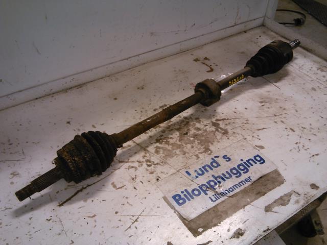 Drivaksel høyre foran, bensin/automat til Toyota Avensis, 2003-2008 (Type II)