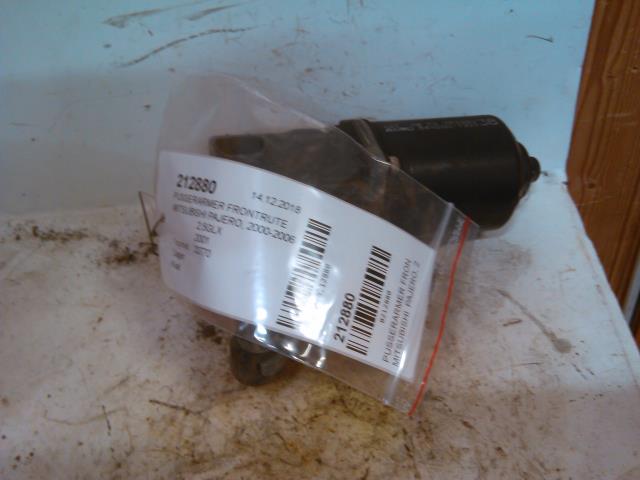 Viskermotor frontrute til Mitsubishi Pajero, 2000-2006 (Type III)  