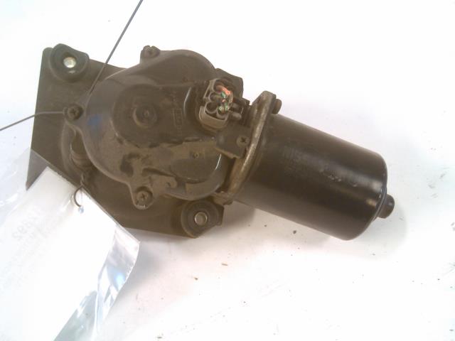 Viskermotor frontrute til Nissan Primera, 1999-2002 (Fase 2) (P11) (P11) 