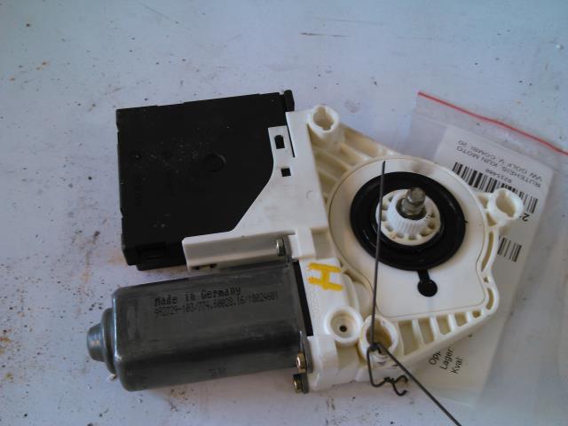 Ruteheis, kun motor, høyre foran til VW Golf V, Combi 2003-2008  (1K0959702E|1K09597922|)