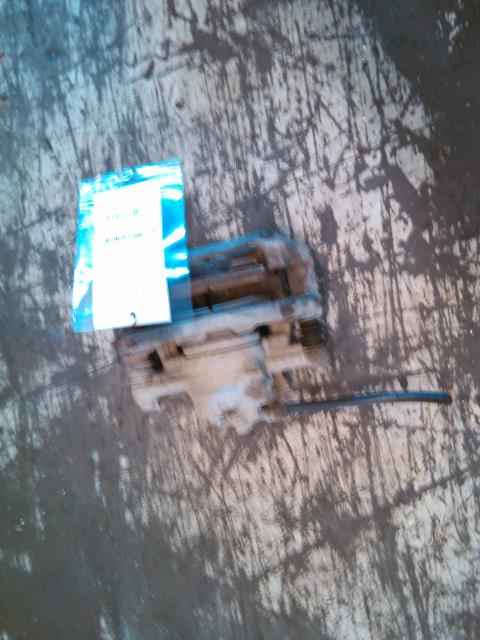 Bremsecaliper venstre foran til Mitsubishi Colt, 2004-2008 (Type VII, Fase 1)  