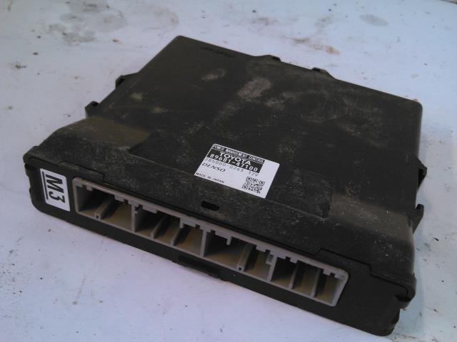Styreenhet diverse til Toyota Prius, 2009-2016 (Type III) (COMBI) (COMBI) (DENSO|89681-47100)