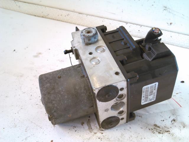 ABS sentral til Audi A4 2001-2004 (Type II) (B6) (B6) (BOSCH|0265950011|)