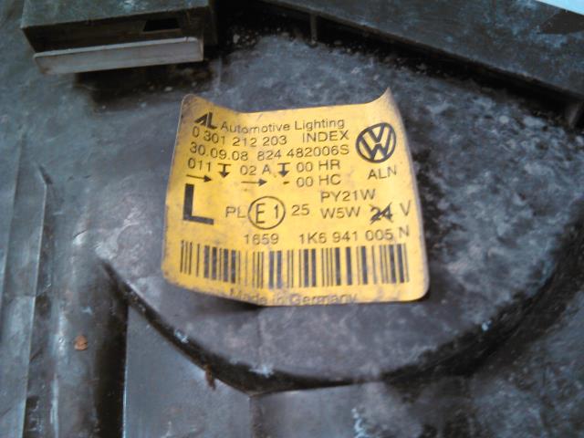 Frontlykt venstre halogen til VW Golf V, Combi 2003-2008  