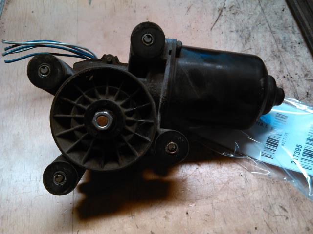 Viskermotor frontrute til Toyota Hiace 1996-2001 (Fase 1)  