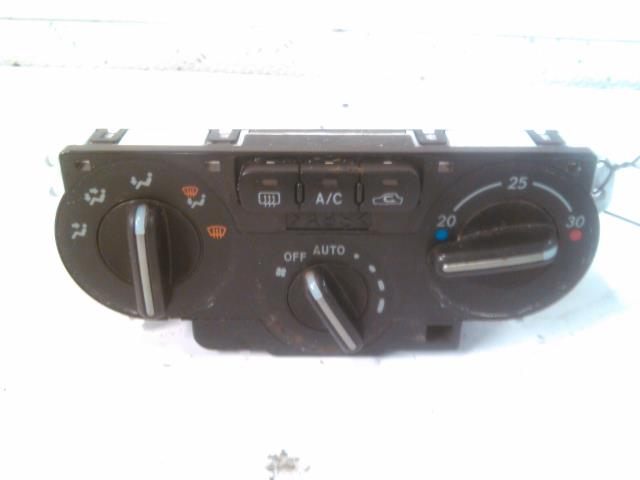 Varmeapparat betjening til Subaru Impreza, 2001-2005 (Type II, Fase 1)  
