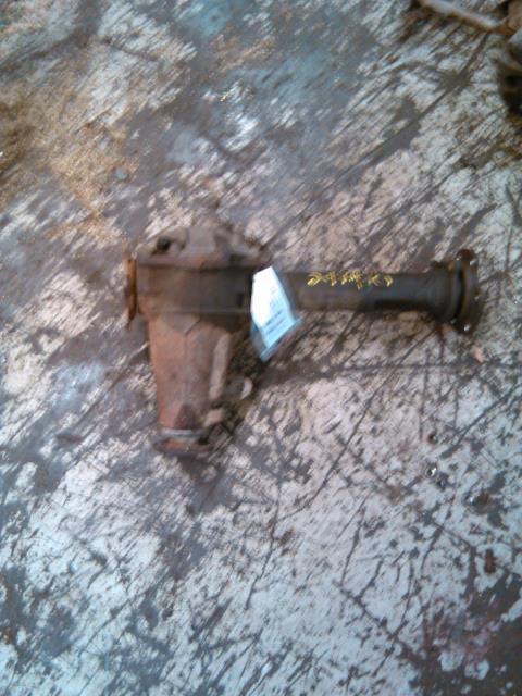 Kardang klokke foran til Toyota Hiace, 1996-2001 (Fase 1)  