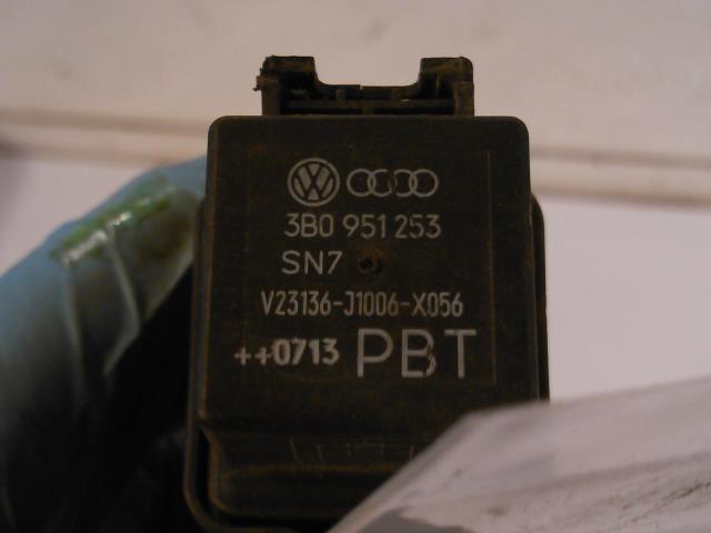 Rele diverse til VW Passat 2005-2010 (B6) (B6) (3B0951253|)