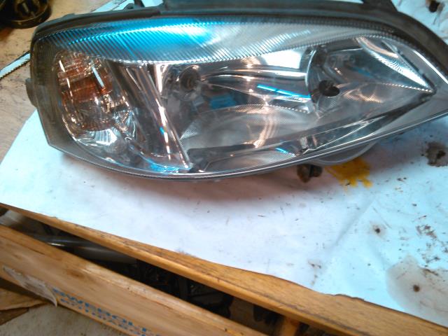 Frontlykt høyre halogen til Opel Astra G, 1998-2004  