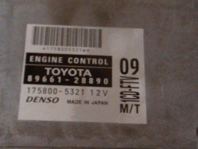 Styreenhet motor til Toyota Previa 2000-2007  (DENSO|89661-28890|175800-5321|)