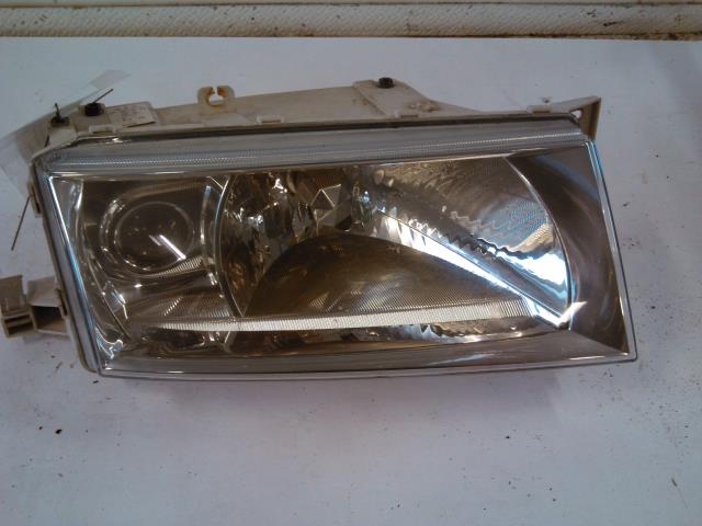Frontlykt høyre halogen til Škoda Octavia, 2000-2004 (Type I, Fase 2)  