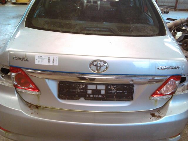 Bakluke sedan til Toyota Corolla, 2007-2013  