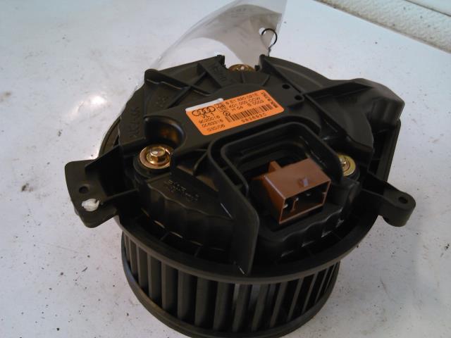 Varmeapparat motor til Audi A4, 2004-2008 (Type III) (B7) (B7) (VALEO|8E1.820.021E)