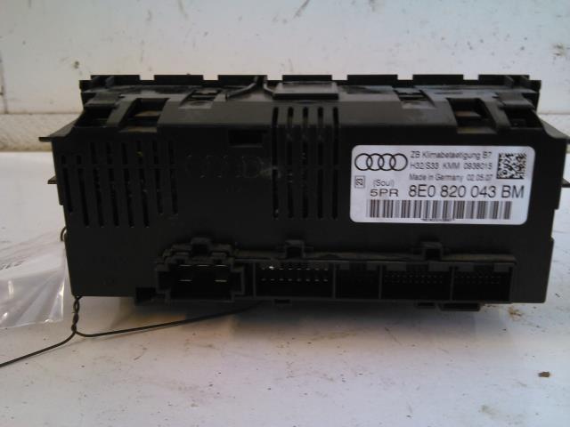 Varmeapparat betjening til Audi A4 2004-2008 (Type III) (B7) (B7) (8E0820043BM|)