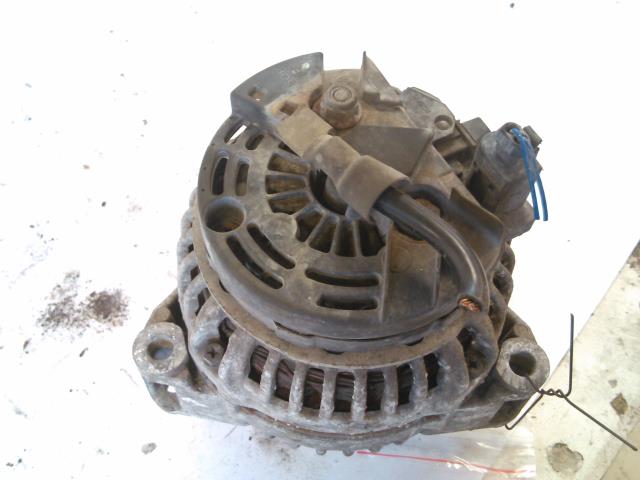 Dynamo til Mercedes E-Klasse 2002-2006 (Fase 1) (W211) (W211) (BOSCH|0124615012|A0121541302|)