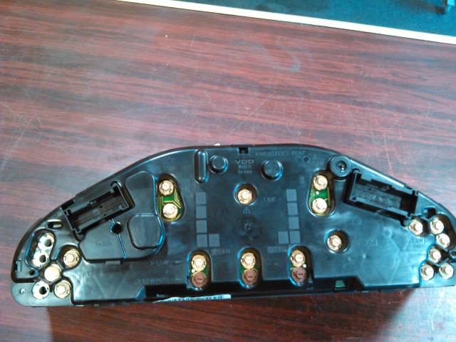 Instrumentpanel til Mercedes E-Klasse, 1995-2000 (Fase 1) (W210) (W210) (VDO|2105409547)