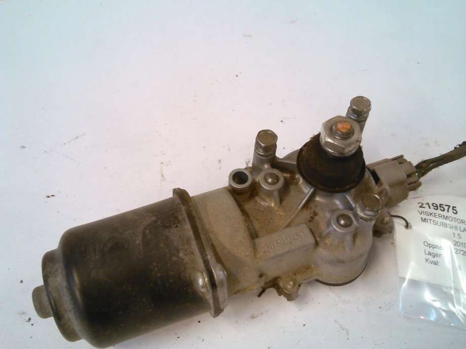 Viskermotor frontrute til Mitsubishi Lancer, 2008-2017  