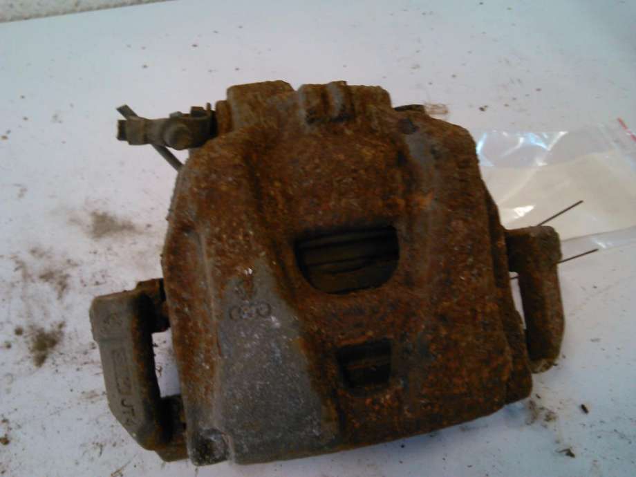 Bremsecaliper venstre foran til Audi A4 2007-2014 (Type IV) (B8) (B8) 