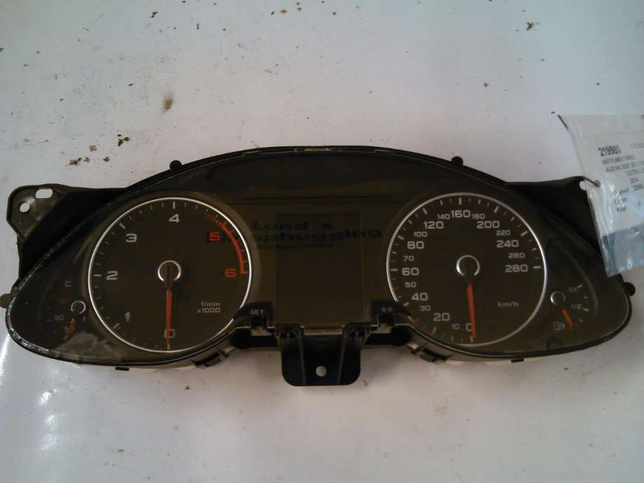 Instrumentpanel til Audi A4 2007-2014 (Type IV) (B8) (B8) (8K0920932|)