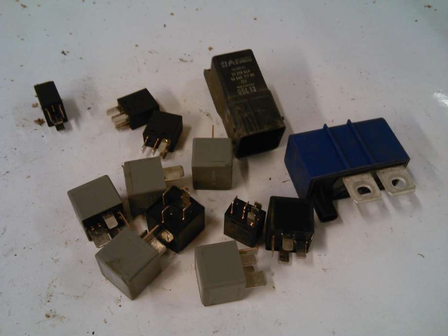Rele diverse til Volvo V40, 2012-2019
