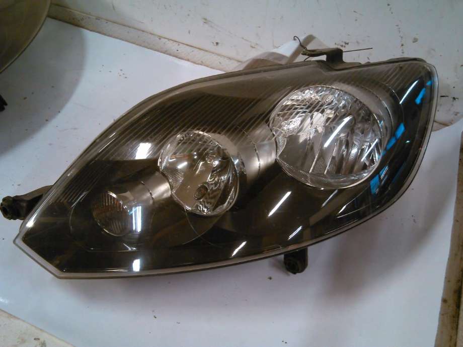 Frontlykt venstre halogen til VW Golf, Plus/Cross, 2009-2013 (Fase 2)  