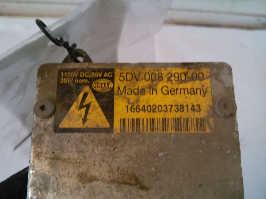 Styreenhet xenon/ballast til Mercedes E-Klasse 2002-2006 (Fase 1) (W211) (W211) (5DV008290-00|)
