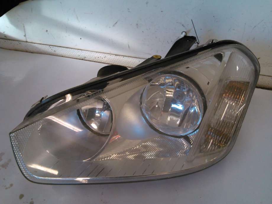 Frontlykt venstre halogen til Ford C-Max, 2007-2010 (Type I, Fase 2)  