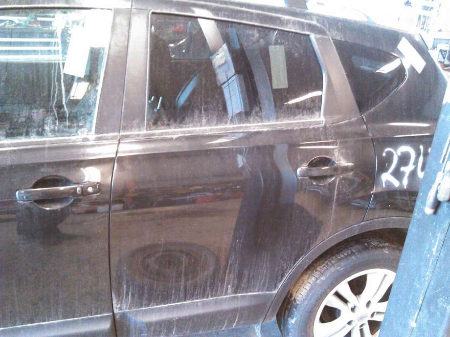 Dør venstre bak til Nissan Qashqai, 2010-2014 (Type I, Fase 2)  