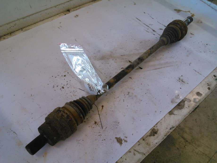 Drivaksel høyre bak, diesel/automat til Volvo XC70, 2001-2004 (Type I, Fase 1)  