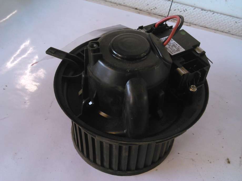 Varmeapparat motor til VW Golf VI, 2008-2012  (VALEO|1K1820015J)