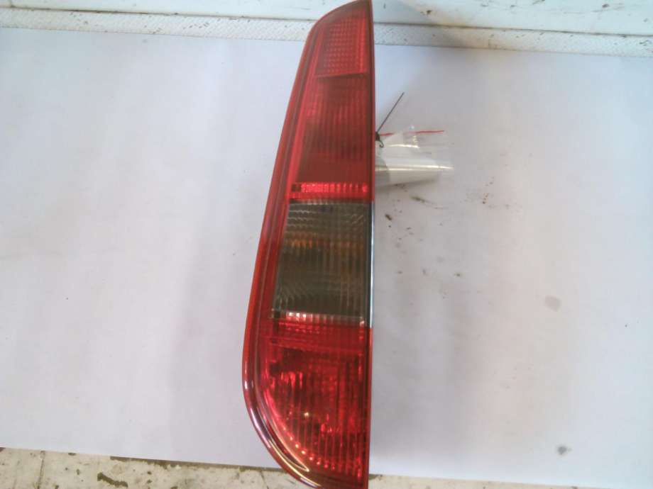 Baklykt venstre til Ford Focus, 2004-2007 (Type II, Fase 1)  