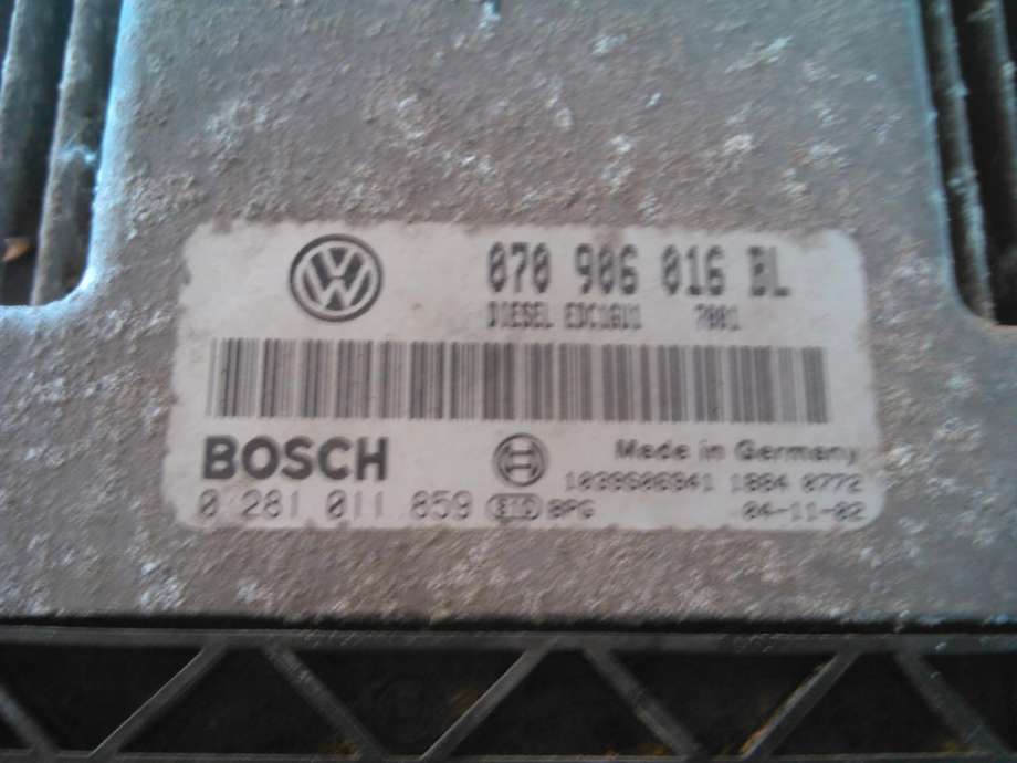 Styreenhet motor til VW Touareg 2003-2007 (Type I, Fase 1)  (BOSCH|070906016BL|0281011859|)