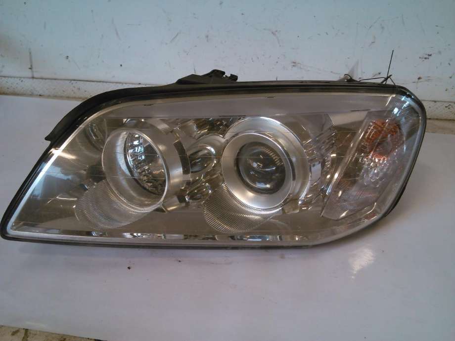 Frontlykt venstre halogen til Chevrolet Captiva, 2006-2010 (Fase 1)  