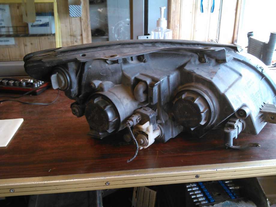 Frontlykt venstre halogen til Hyundai i30 2007-2012 (Type I)  