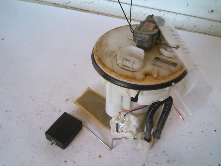 Bensinpumpe elektrisk til Lexus RX, 2003-2009 (Type II) (XU30) (XU30) (DENSO|77020-48070)