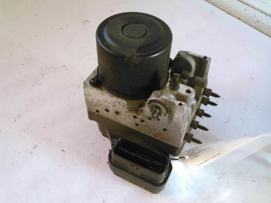 ABS sentral til Toyota RAV4, 2000-2006 (Type II)  