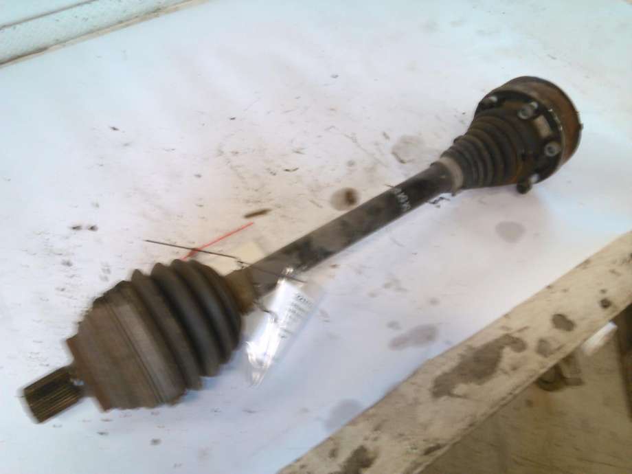 Drivaksel venstre foran, diesel/manuell til VW Golf, Plus/Cross, 2009-2013 (Fase 2)  (1K0407271CP)